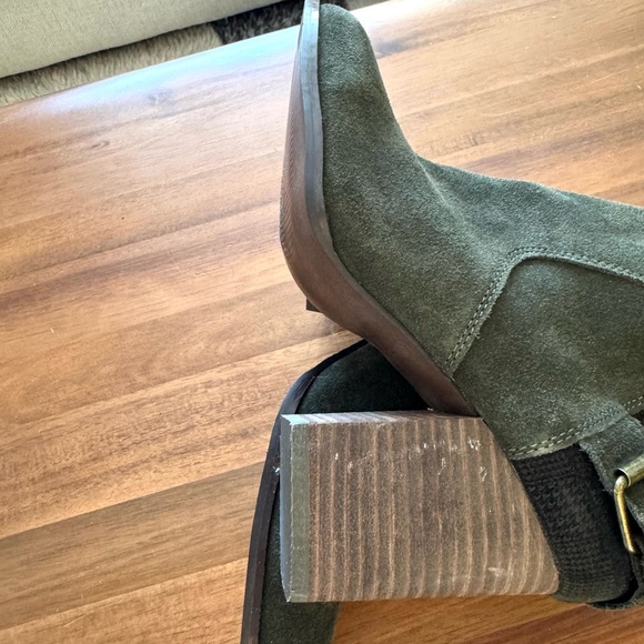 Sbicca Dark Green Suede Ankle Boots - Picture 12 of 14